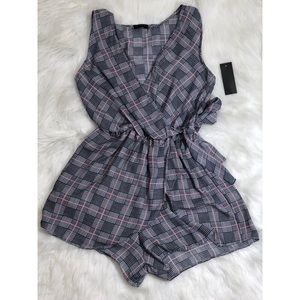 Scobe tie string romper